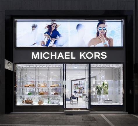 michael kors frankfurt öffnungszeiten|Michael Kors Locations in Frankfurt, Hessen .